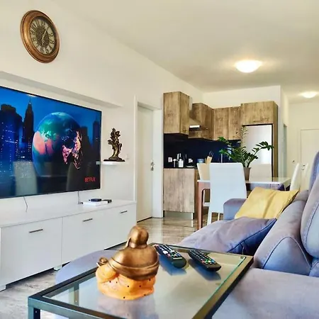 Oyster Flats - Seaside 7 Apartment