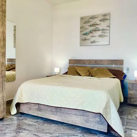 Oyster Flats - Seaside 7 *